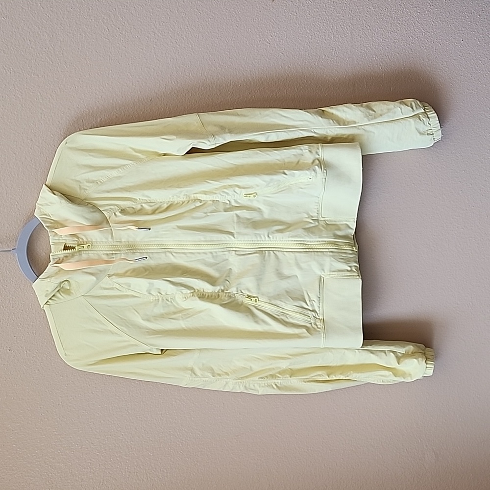 Lululemon Street to Studio Yellow Jacket Size 8